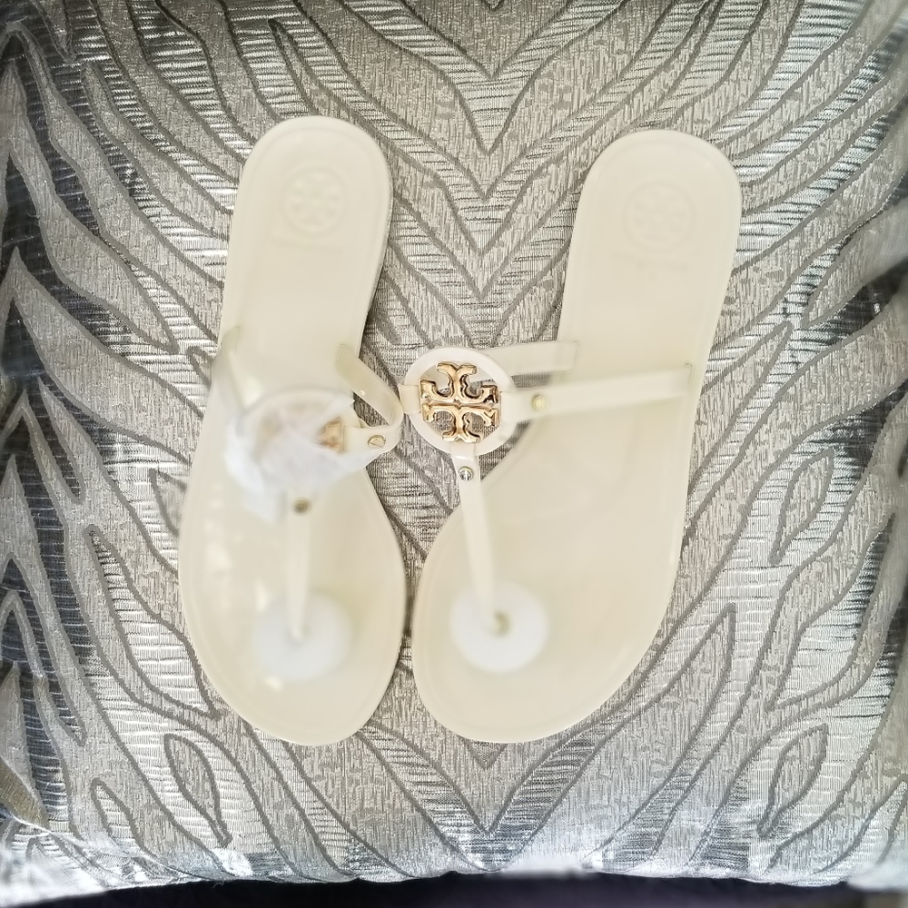 Tory Burch sandle